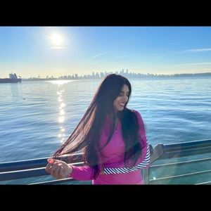 Meet your Posher, Model